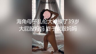 肌肉表哥在我家里让我看着他自慰