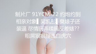 等不及了 卫生间里开始