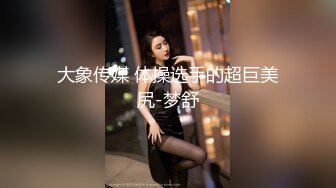 ❤️通话中强忍着不叫出来❤️玩的就是一个紧张刺激 女神口口声声说爱你 嘴里却含着别人的鸡  新帖标志