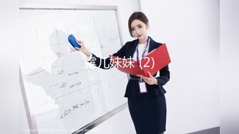 【新片速遞】  科技楼蹲守很有气质的蓝衣美女 尿尿都这么温柔