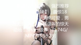  足浴会所双飞极品女技师梅开三度  一边插穴还被另一个舔乳头