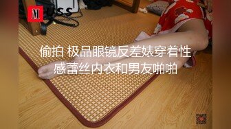 175女神被抓着屁股后入，不负众望艹得她站不起来！