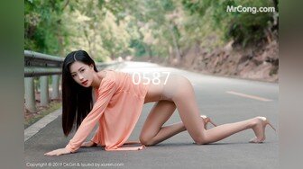  熟女阿姨偷情 爽不爽 宝贝 嗯 叫老公 穿着黑丝连体情趣衣和小伙69啪啪 操的好舒坦 老公叫不停